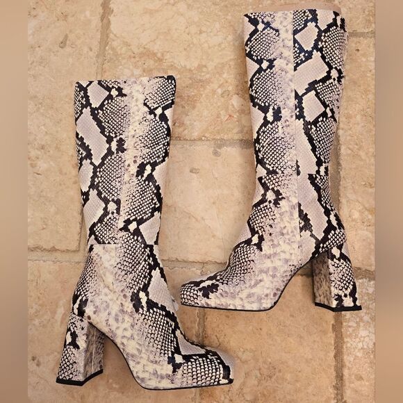 NWT ZARA BOOTS SNAKE PRINT INNER PLATFORM LEATHERโHEELED KNEE HIGH BOOTS - Picture 12 of 14